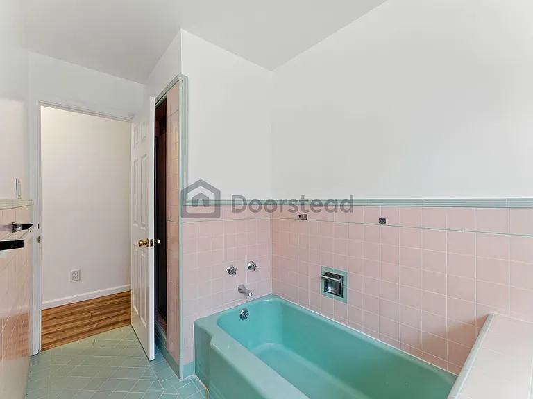 4339 Adeline St #B — Photo 38