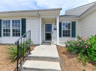 204 Bowen Lake Dr, Kernersville, NC 27284