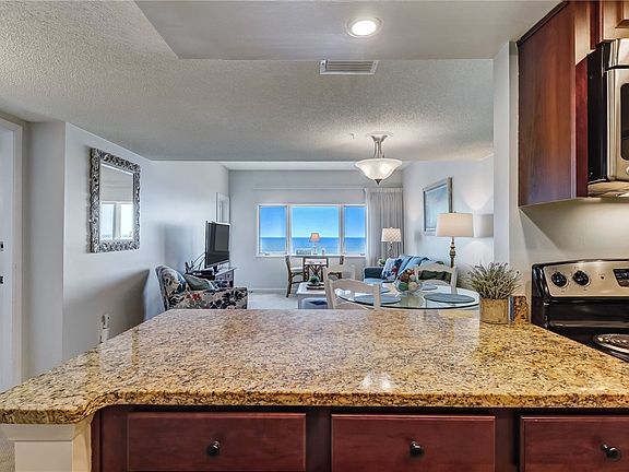 5th image of 233 Sandcastles Ct #233