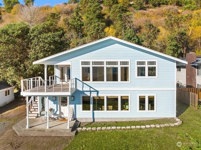 25907 75th Ave SW, Vashon, WA, 98070