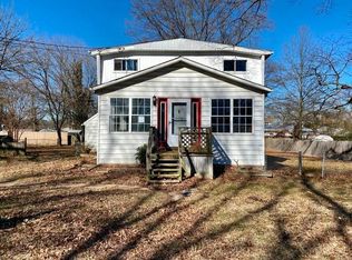 320 Magothy Beach Rd, Pasadena, MD 21122