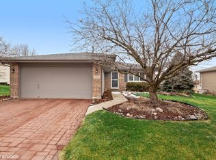 515 Jaquays St, Lockport, IL 60441