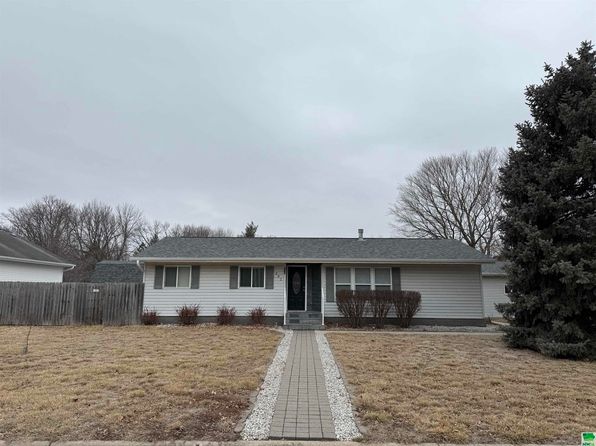 232 Salem St, Whiting, IA 51063