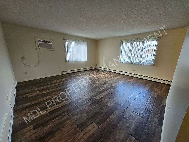 3295 Ramond St — Photo 8