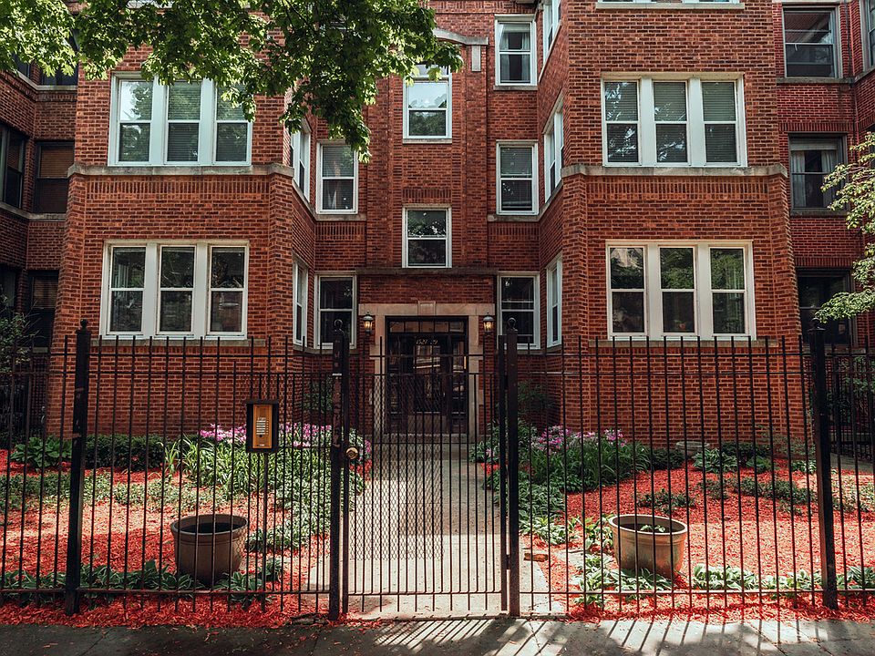 1st image of 1527 W Fargo Ave Unit 3