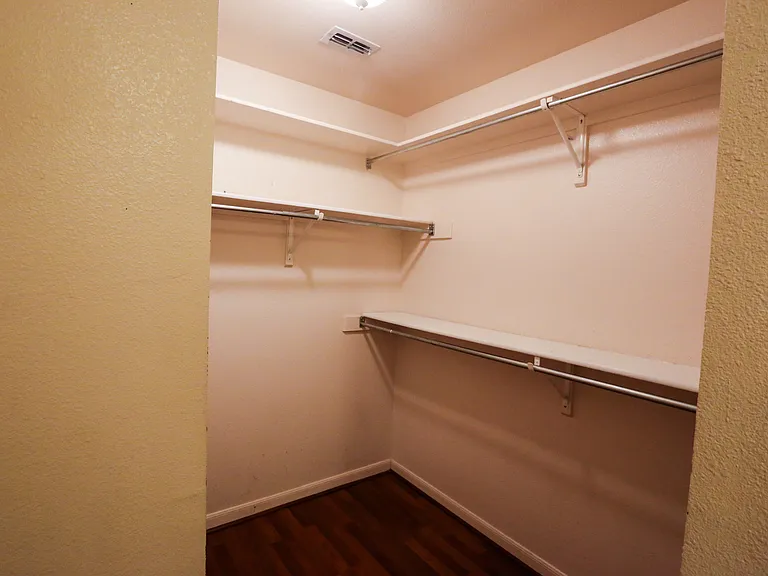 1572 Kimberly Dawn Dr — Photo 15