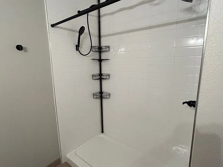 900 La Vida Ln — Photo 9