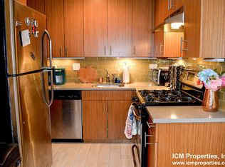 3710 N Wilton Ave #1G, Chicago, IL 60613
