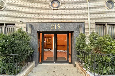 219 East 25th Street in Kips Bay