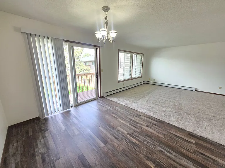 Pebble Creek Apartments — Photo 20
