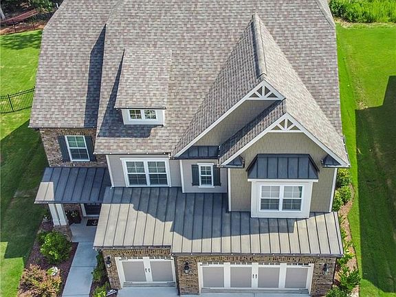 5th image of 7146 Lake Edge Dr