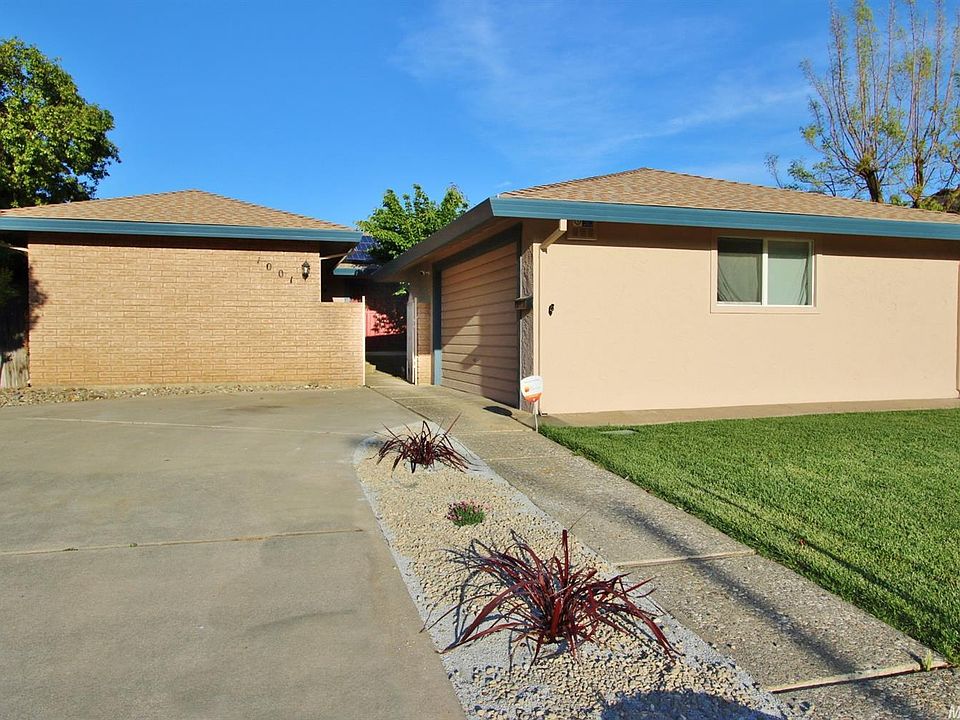 1st image of 1001 Greenwood Dr