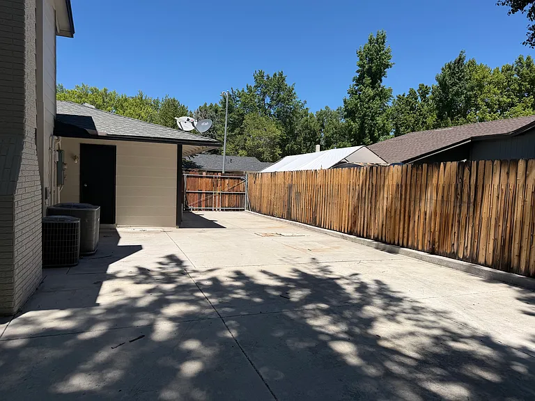 840 Singingwood Dr — Photo 27