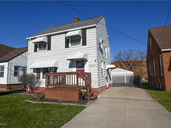 4247 W 56th St, Cleveland, OH 44144
