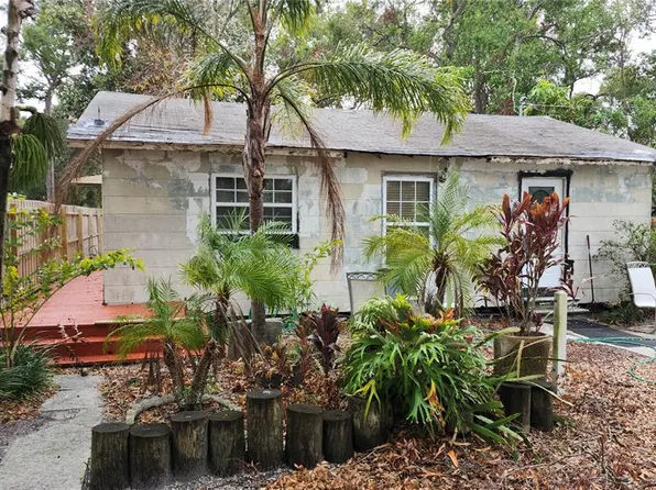 1207 Pine Ave NW, Largo, FL 33770