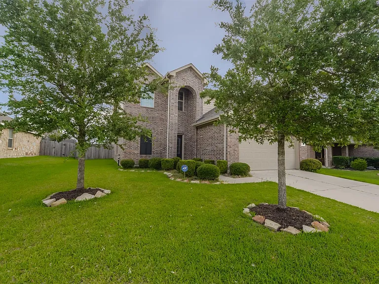 8730 Sunny Gallop Dr — Photo 2
