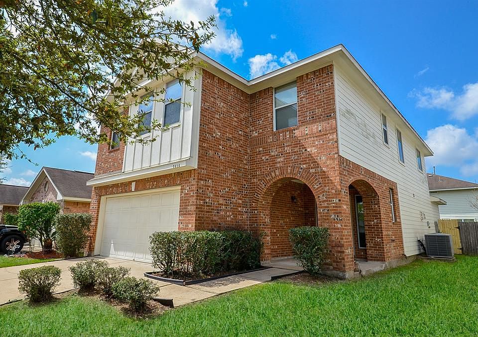 1st image of 7415 Legacy Pines Dr