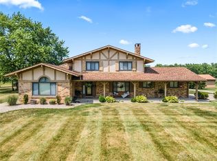 914 W Hyde Rd, Yellow Springs, OH 45387