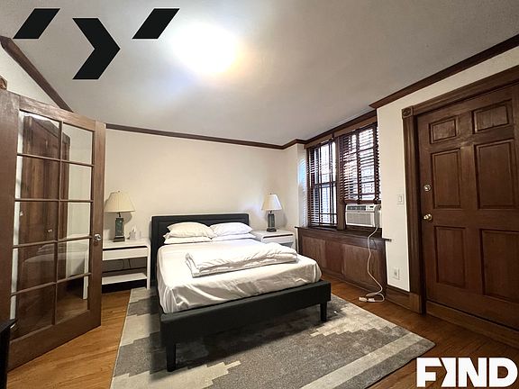 2nd image of 30 W 105th St APT 1