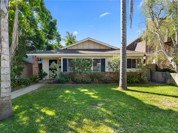 586 36th St, Manhattan Beach, CA 90266