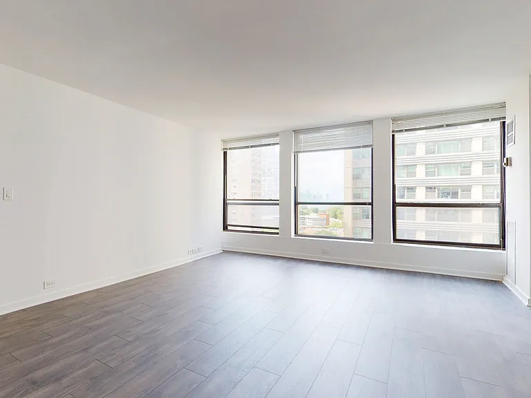 Dining/Living room