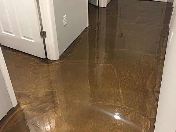 3rd image of 10 Peachtree St