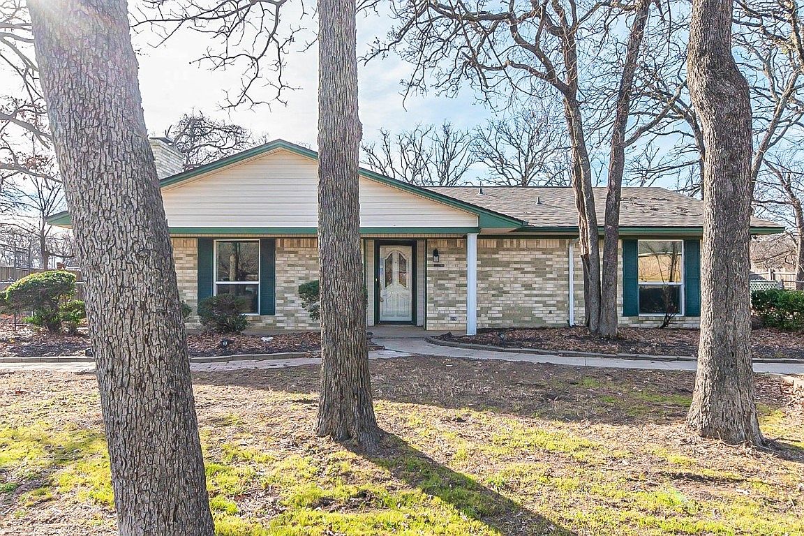 107 Ranch Rd, Aubrey, TX 76227 | Zillow