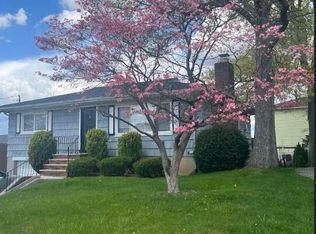 469 Arden Ave, Staten Island, NY