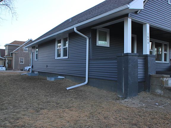 4th image of 1640 W Palmer Ave