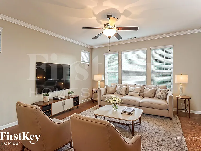 19017 Park Terrace Ln — Photo 5