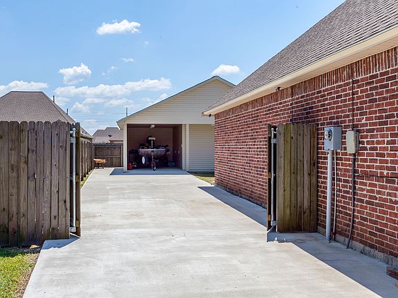 5th image of 6070 Waterford Ln