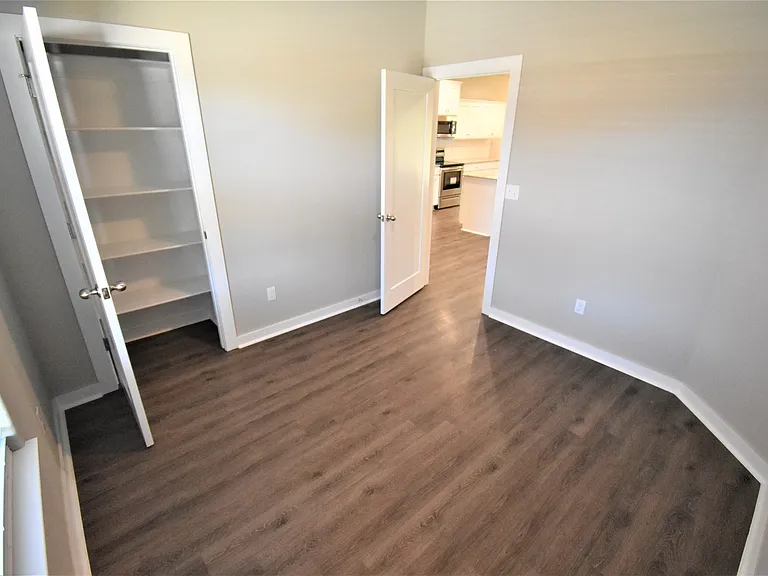 481 N Tacoma St — Photo 10