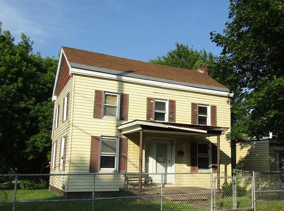 1st image of 21 Hudson St