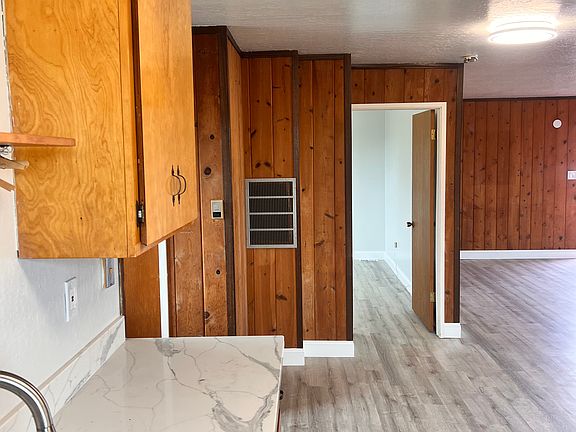 2nd image of 343 Younglove Ave #B