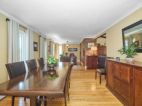 5th image of 1121 Pettit Rd