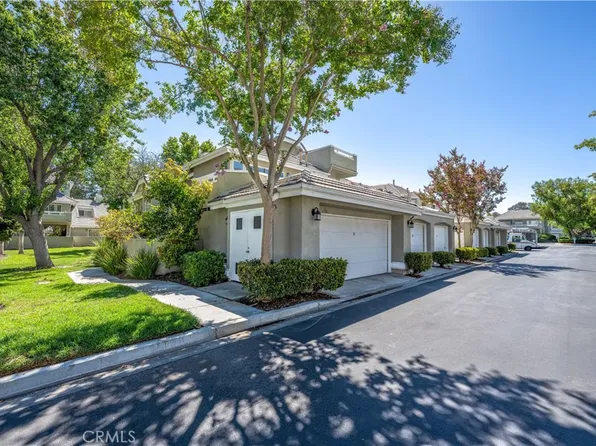 26127 McBean Pkwy Unit 35, Santa Clarita, CA 91355