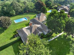 13 Pondview Ln, East Hampton, NY 11937