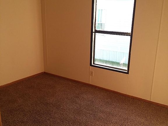 5th image of 2220 Prospect Cir Lot 11