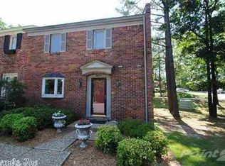 18 Kingsbridge Way, Little Rock, AR 72212