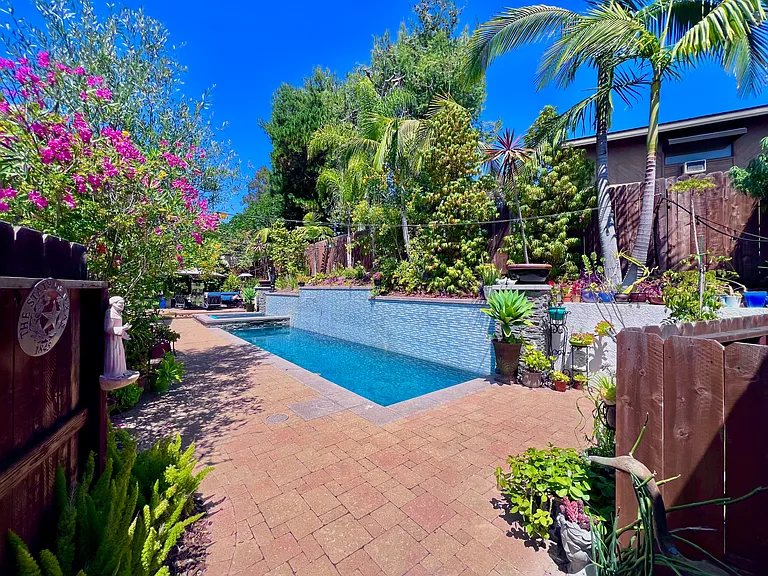 753 Val Sereno Dr — Photo 27