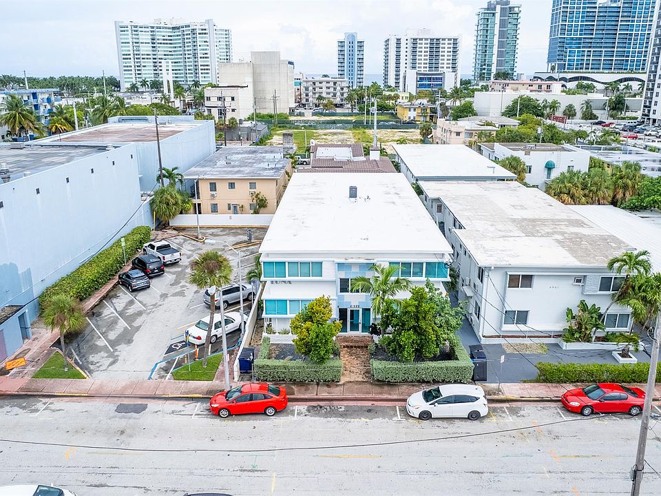 1st image of 6971 Carlyle Ave Unit 202