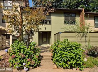 11788 Indian Ridge Rd, Reston, VA 20191