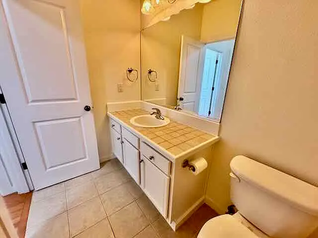 11046 SW Adele Dr — Photo 38