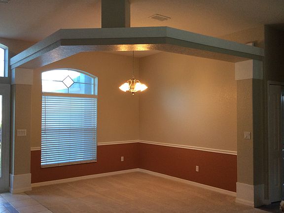 4th image of 736 Oakwater Ln