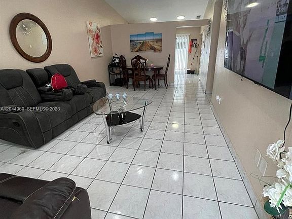 4th image of 7681 NW 178th Ter