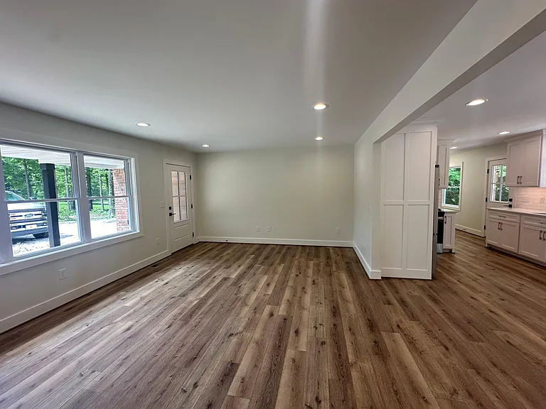 5415 E Earl Young Rd — Photo 10