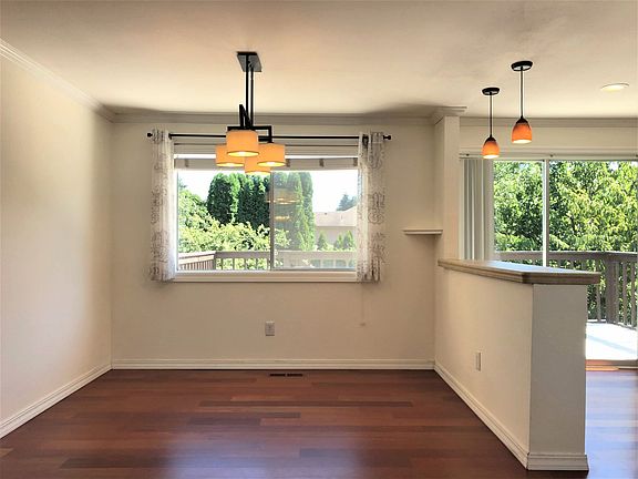 3rd image of 12639 NE 133rd Pl
