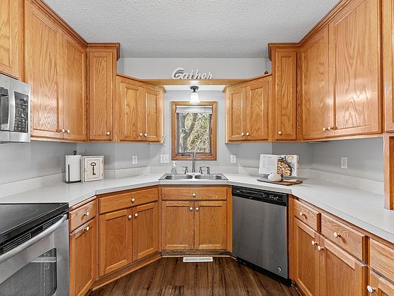 4th image of 16259 Coquina St NW