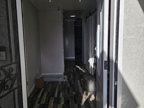4th image of 13542 Purdy St