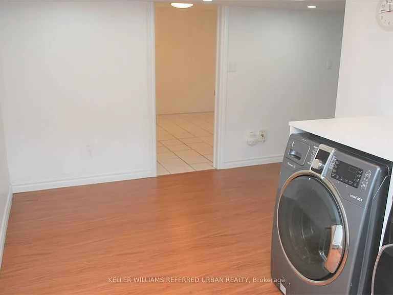 53 Silvio Ave #BASEMENT — Photo 9